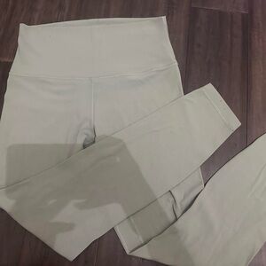 Green lulu align leggings 28”